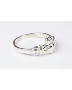 1981 - Claddagh Ring