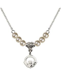 N02 / Faux Pearl Beads 4113 - Claddagh