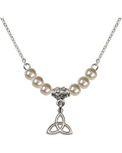 N02 / Faux Pearl Beads 5100 - Trinity Irish Knot